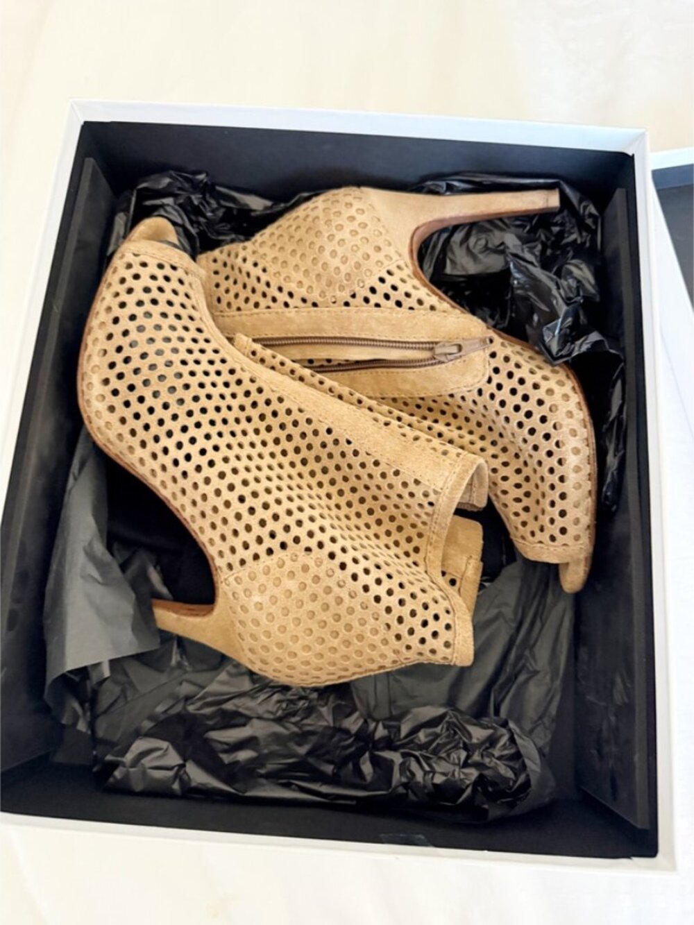 Pedro Garcia Sylvana Suede Peep Toe Boots tan 39/9